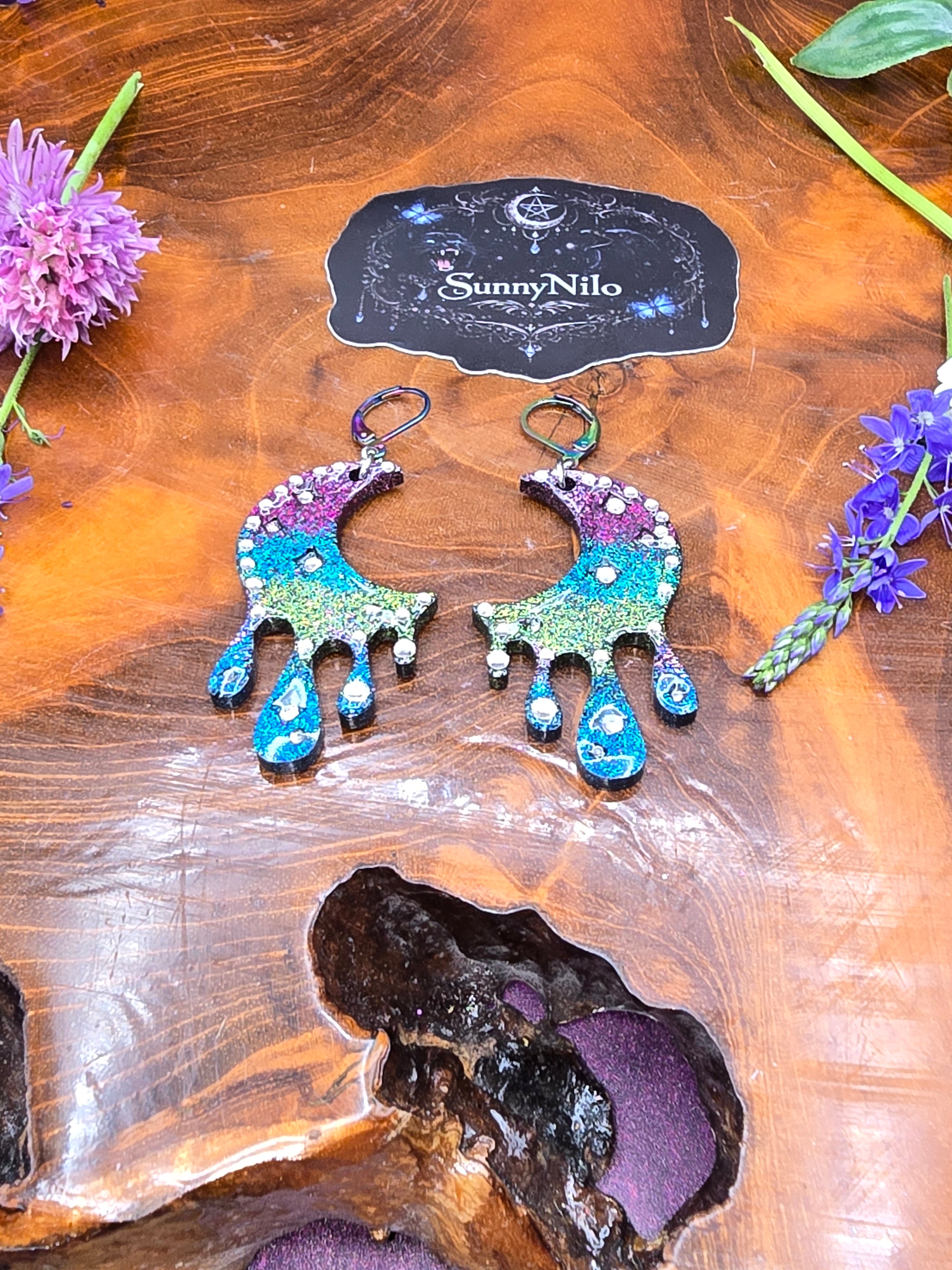 🌙 Moon Drip – Holografische Statement Ohrringe 🌙