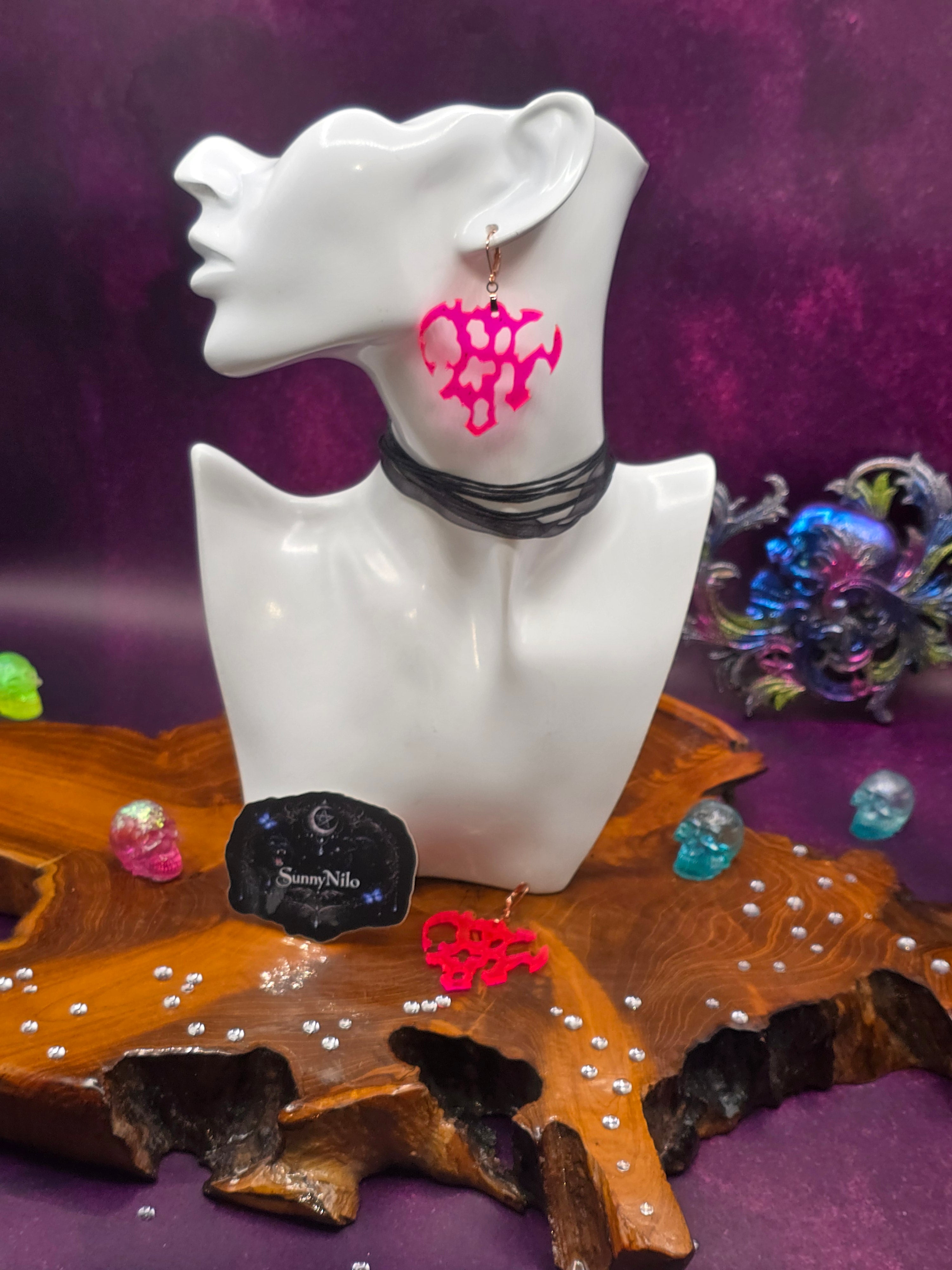 ✨ Neon Statement incoming 💖🖤
