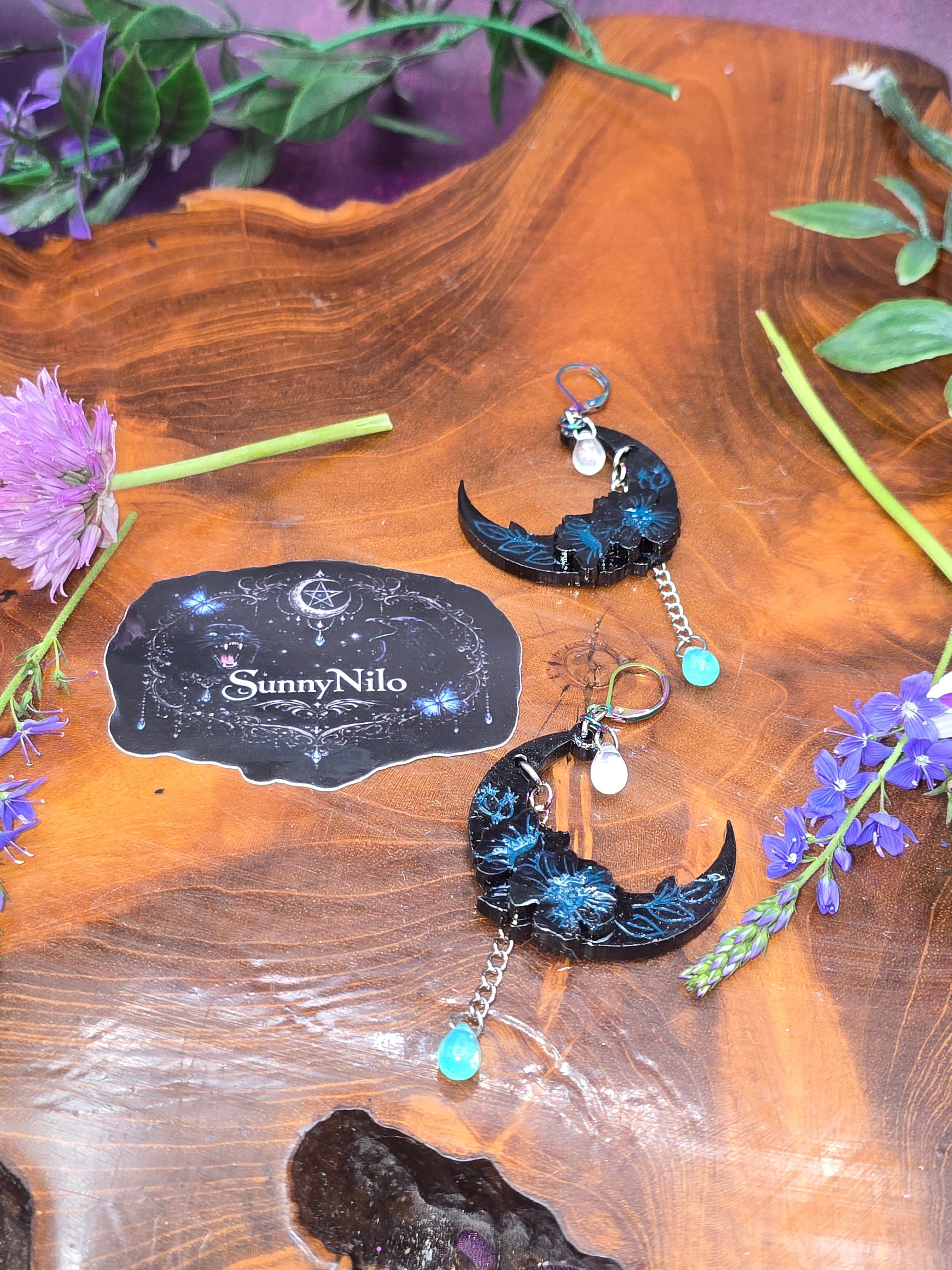 „Mondzauber – Gothic Statement Ohrringe“