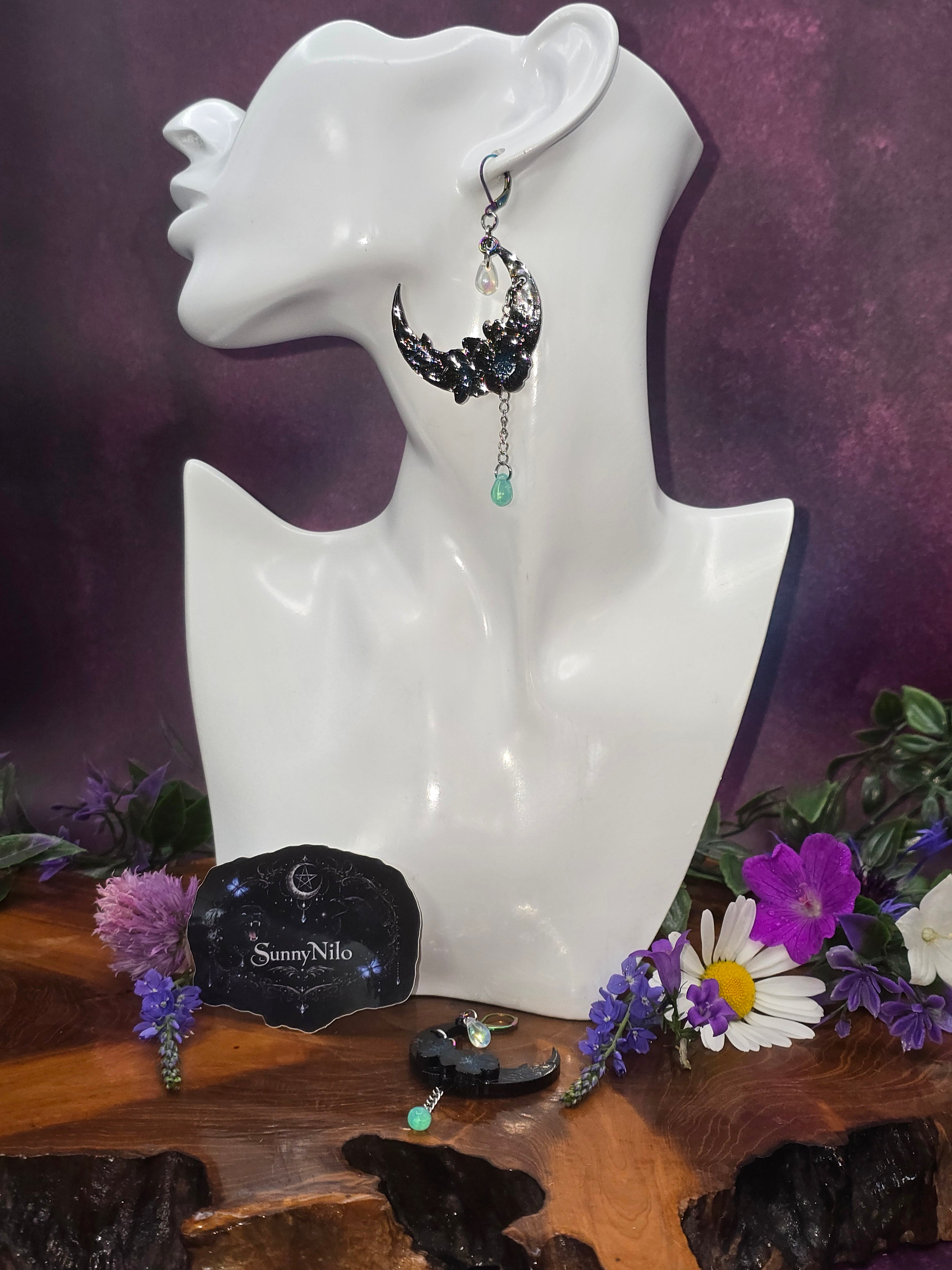 „Mondzauber – Gothic Statement Ohrringe“