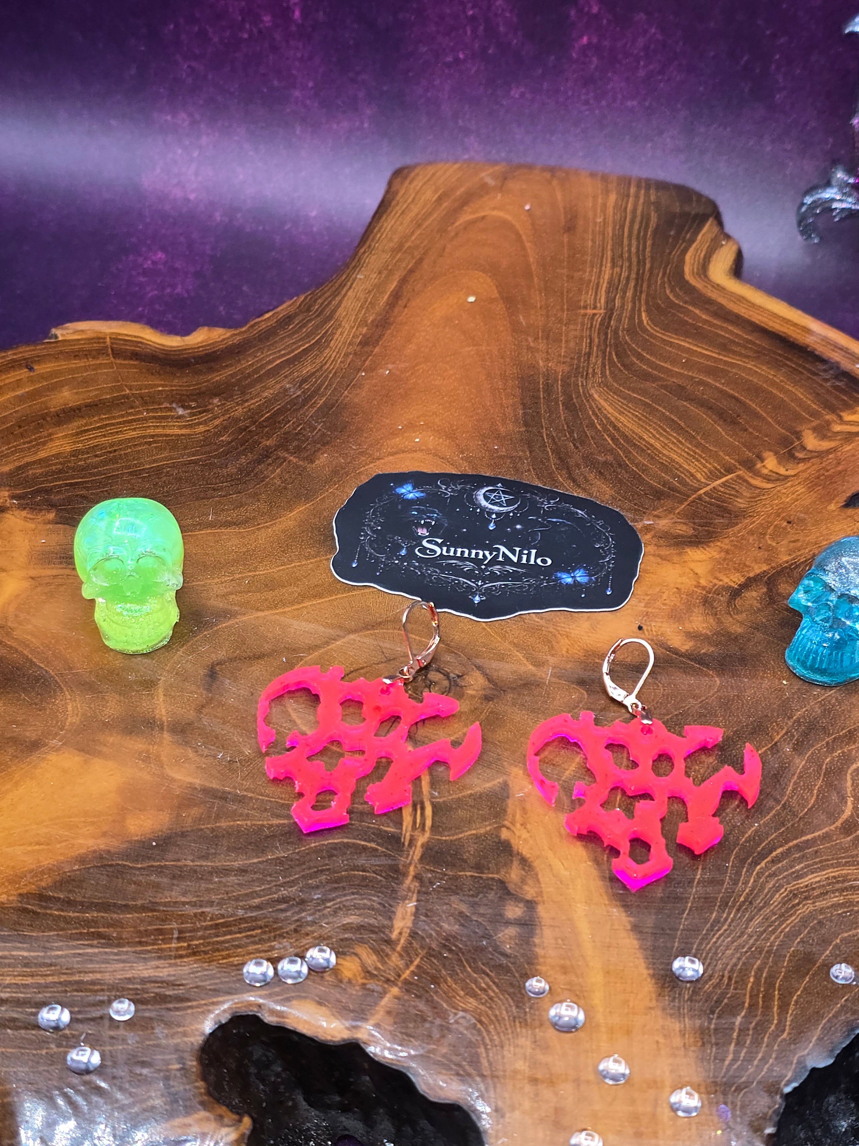 ✨ Neon Statement incoming 💖🖤
