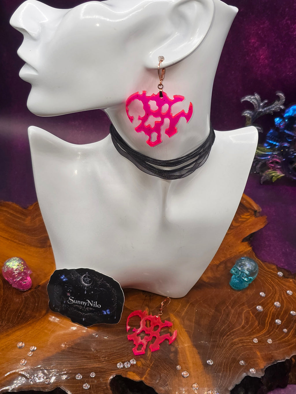 ✨ Neon Statement incoming 💖🖤